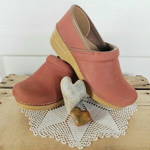 Dusty Rose Dansko Pro Honey Clog Cinnamon Nubuck Boho Cottage Whimsy 36 39 42
